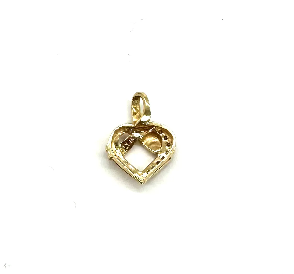 10Ptw Diamond Heart Ribbon Pendant