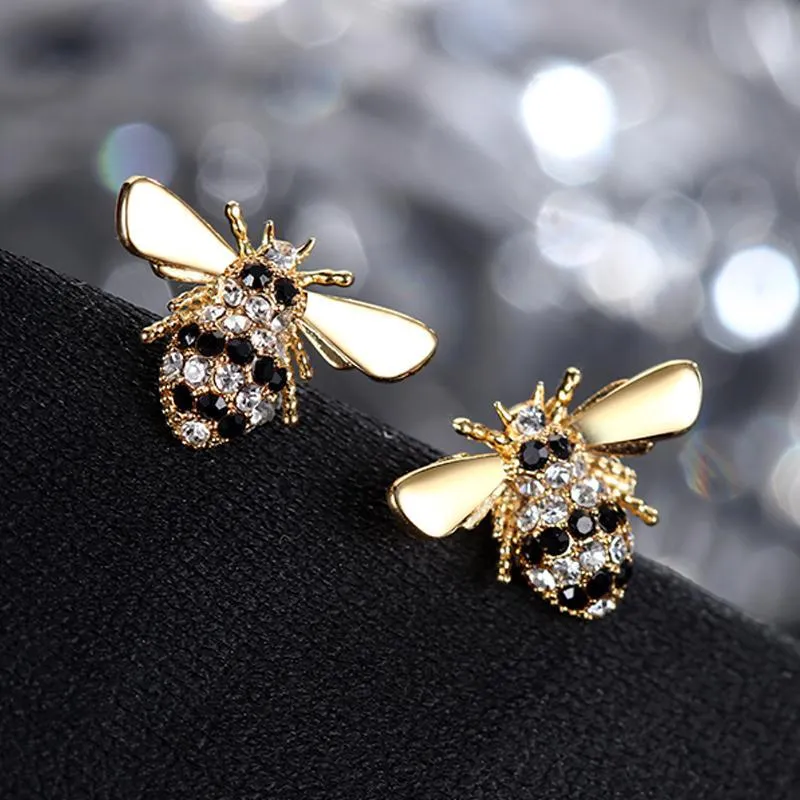 Bee Round Cut Earrings