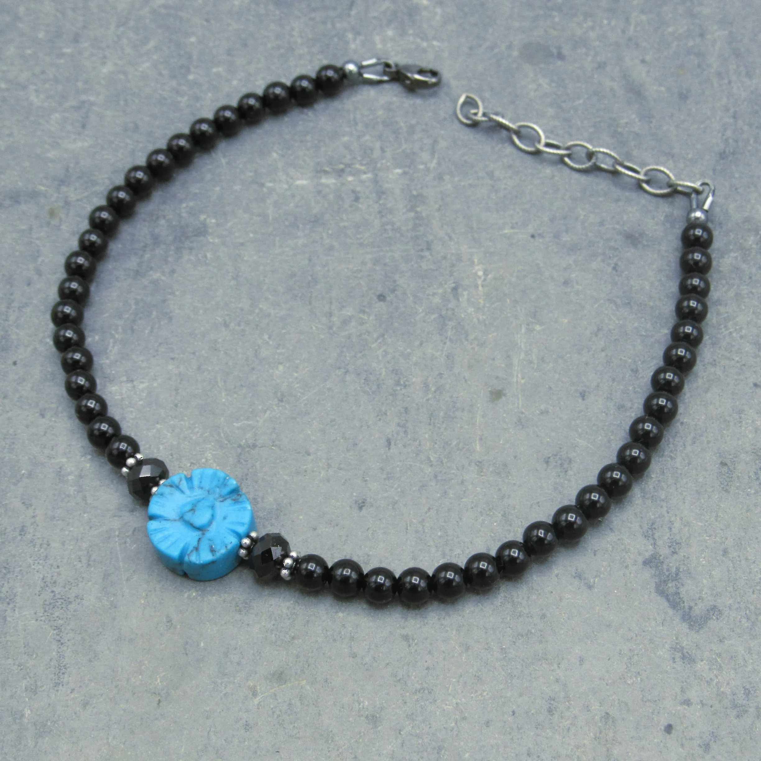 Blue Flower gemstone With Onyx and Black Spinel Anklet