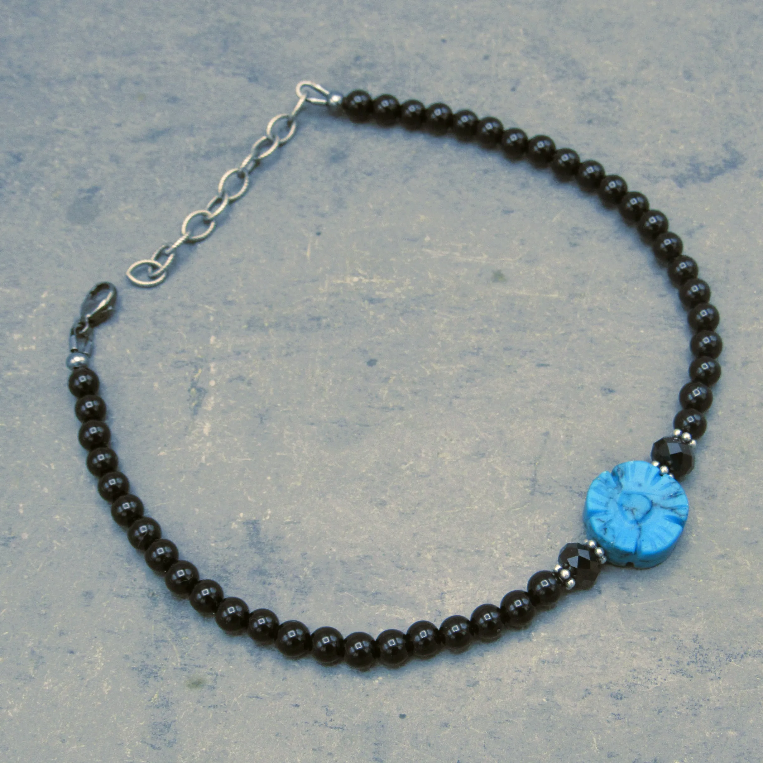 Blue Flower gemstone With Onyx and Black Spinel Anklet