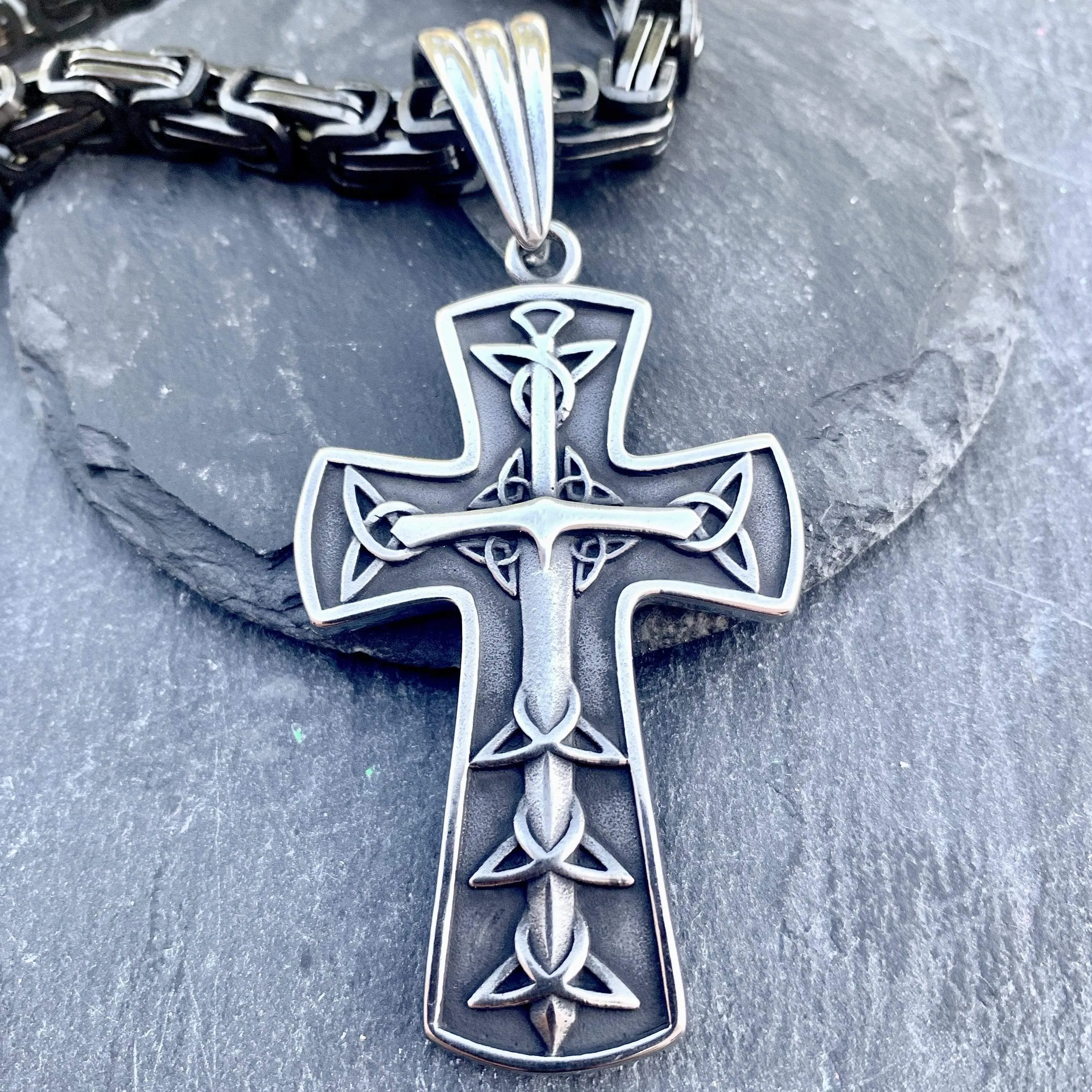 Cross - Triquetra Cross Pendant - Necklace (693)