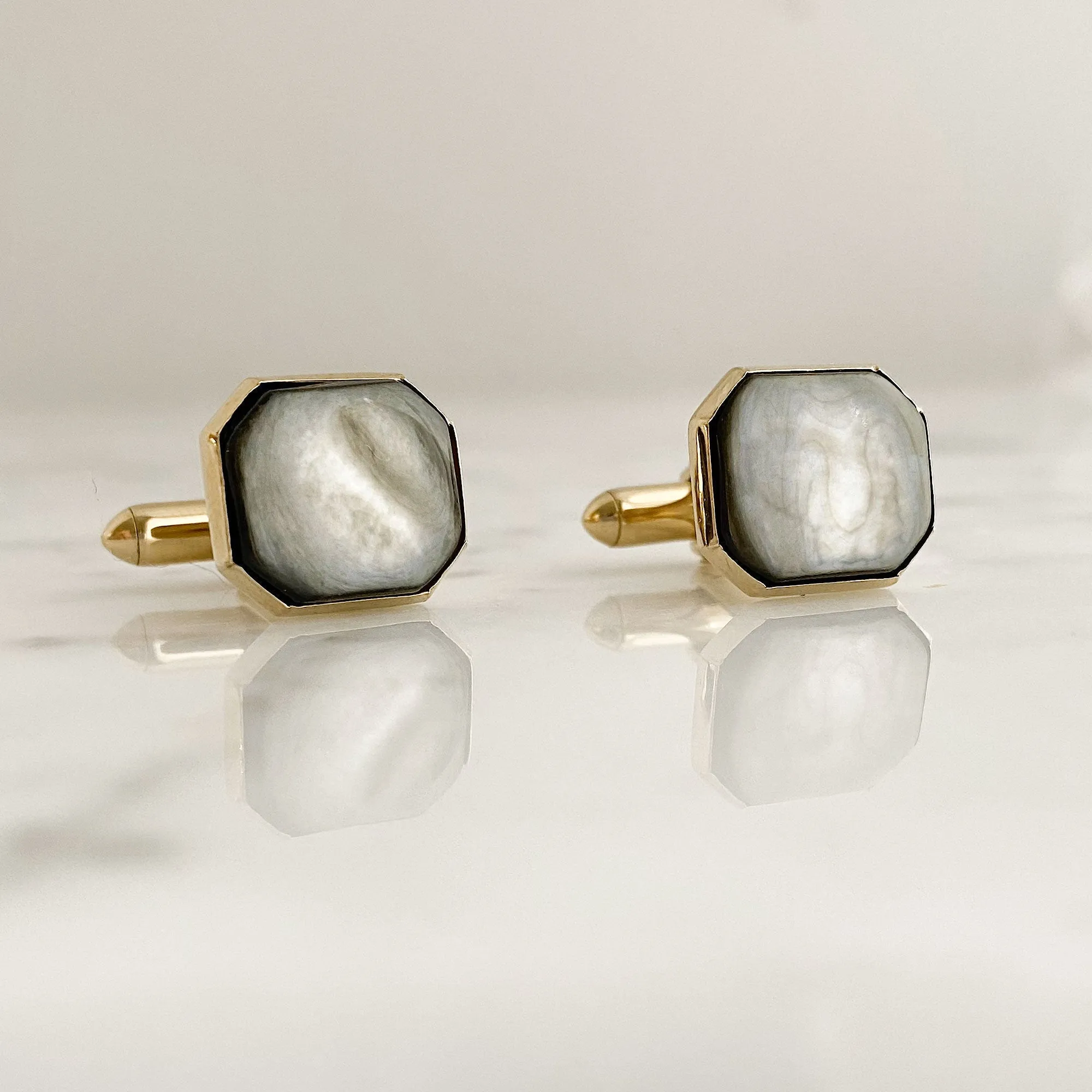 EMERSON vintage Swank shell cuff links