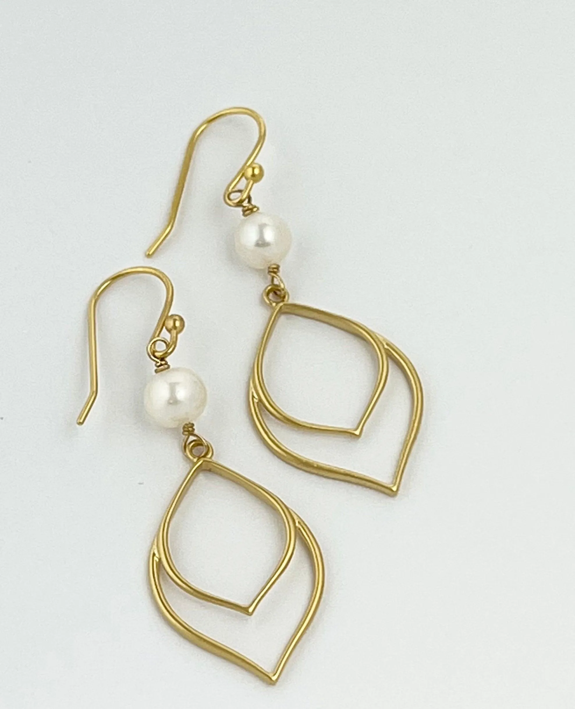 Gold Pearl Drop Earrings