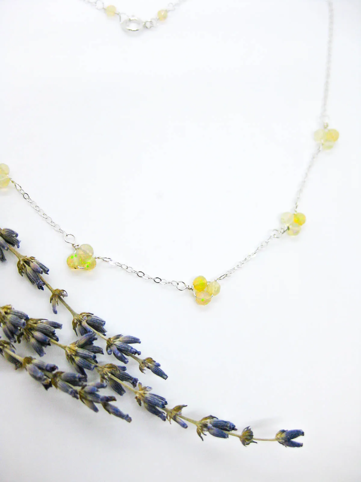 Hyacinth: Opal Choker - n578