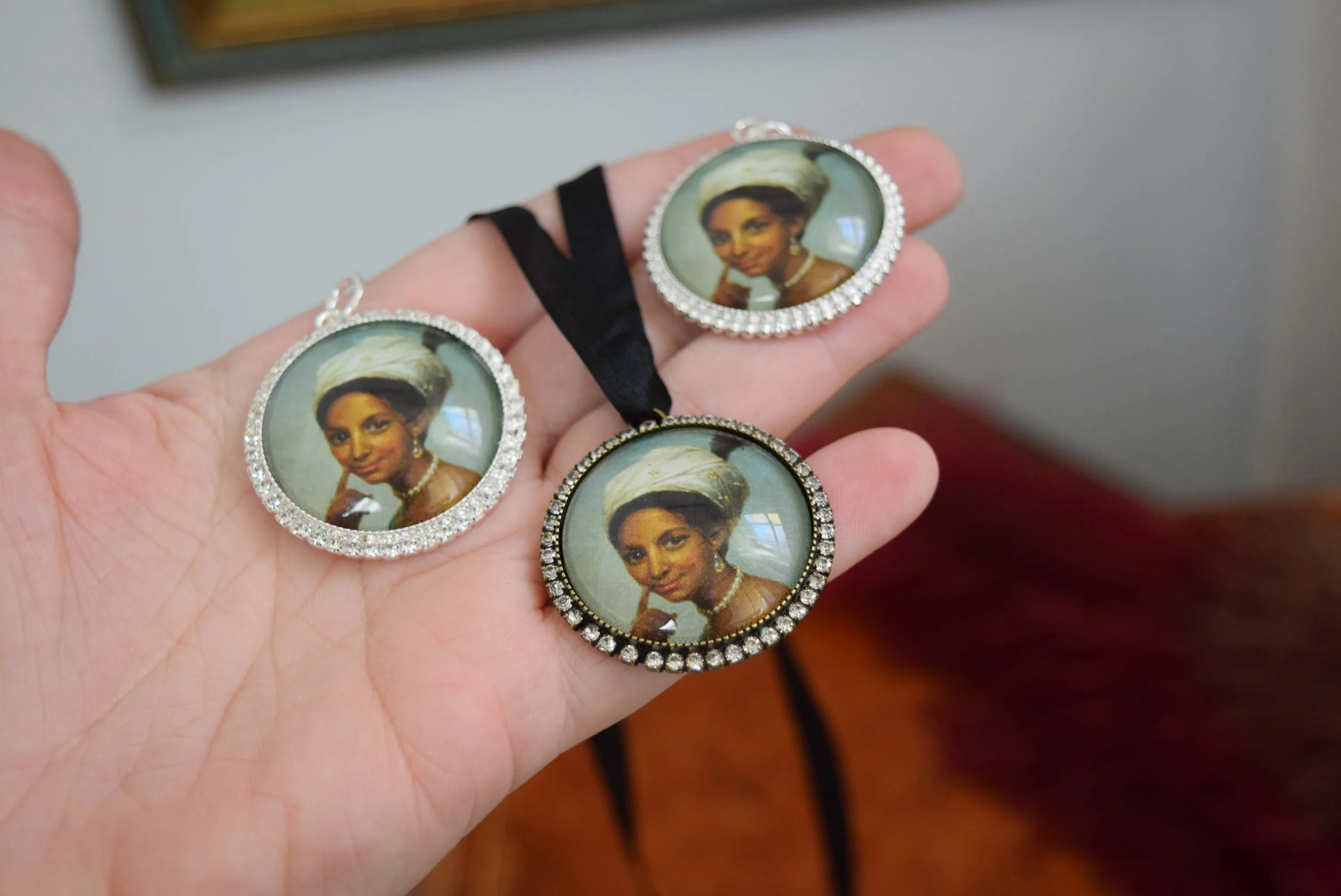 Miniature Portrait - Large Round - Dido Belle