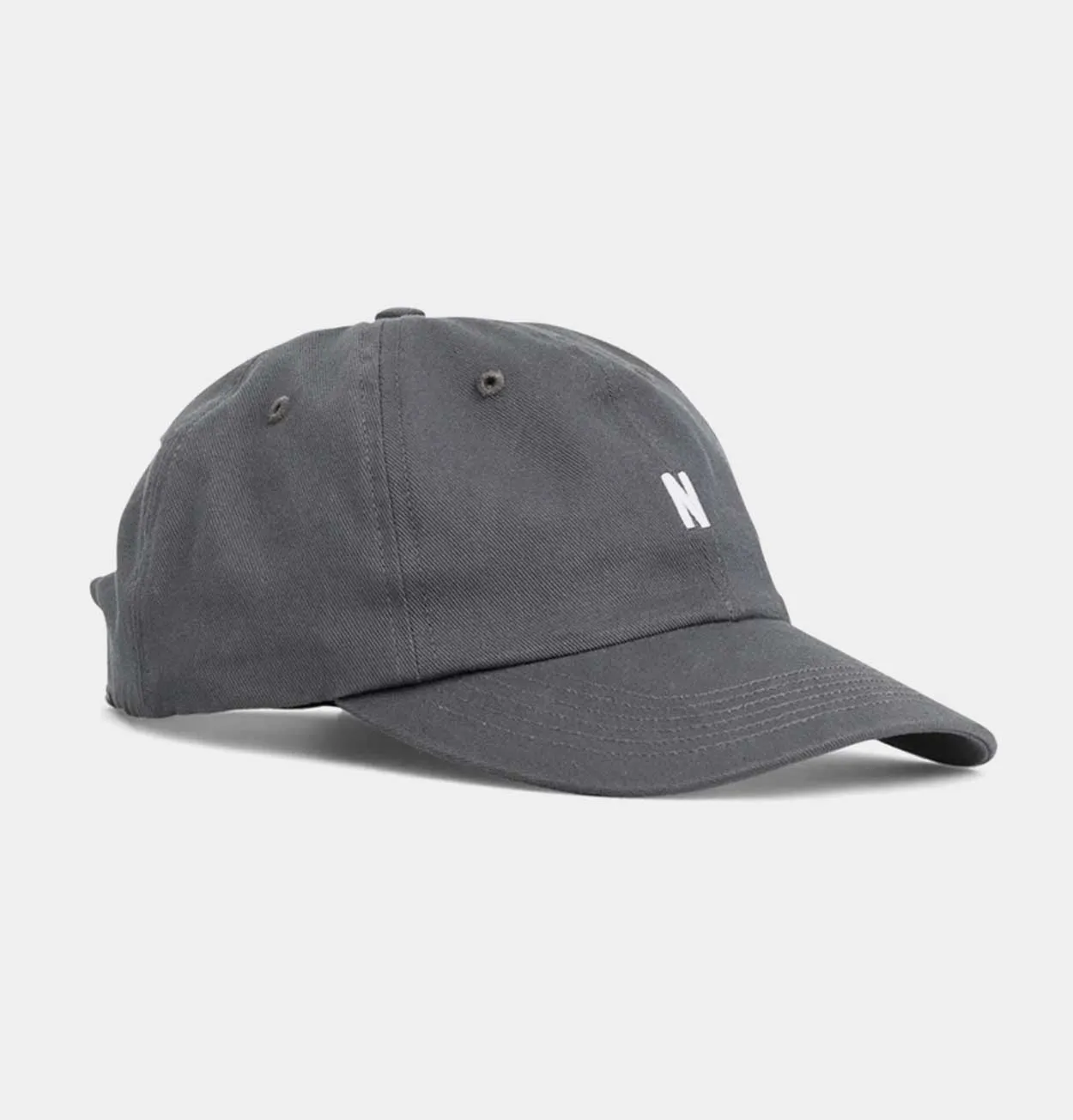 Norse Projects Twill Sports Cap in Magnet Grey