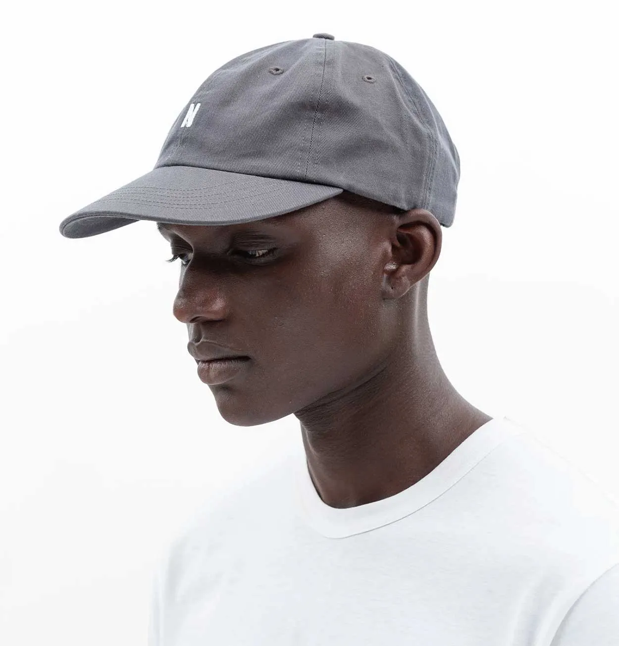 Norse Projects Twill Sports Cap in Magnet Grey