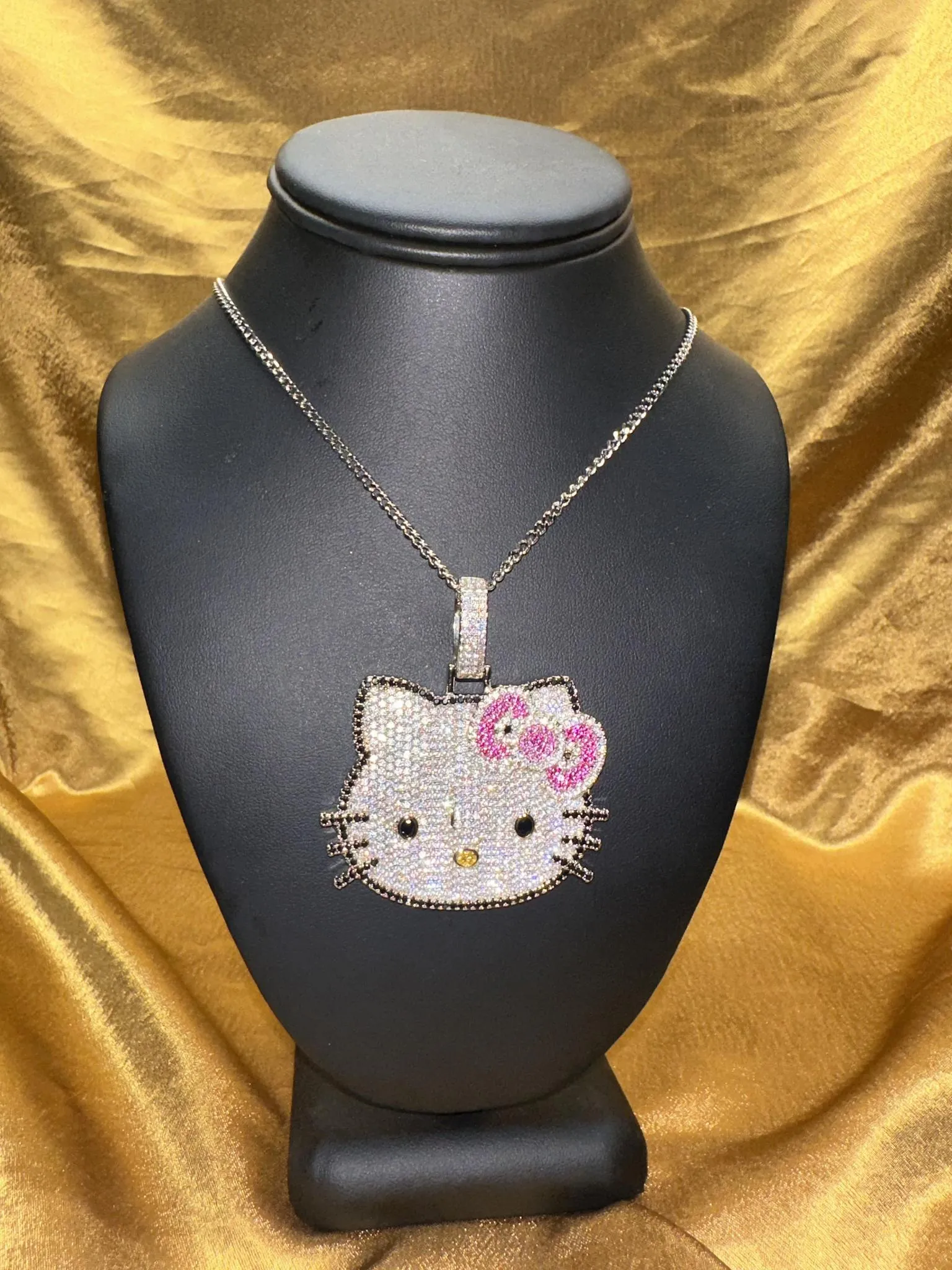 Pretty Cz Diamond Iced Out Kitty Bow Necklace