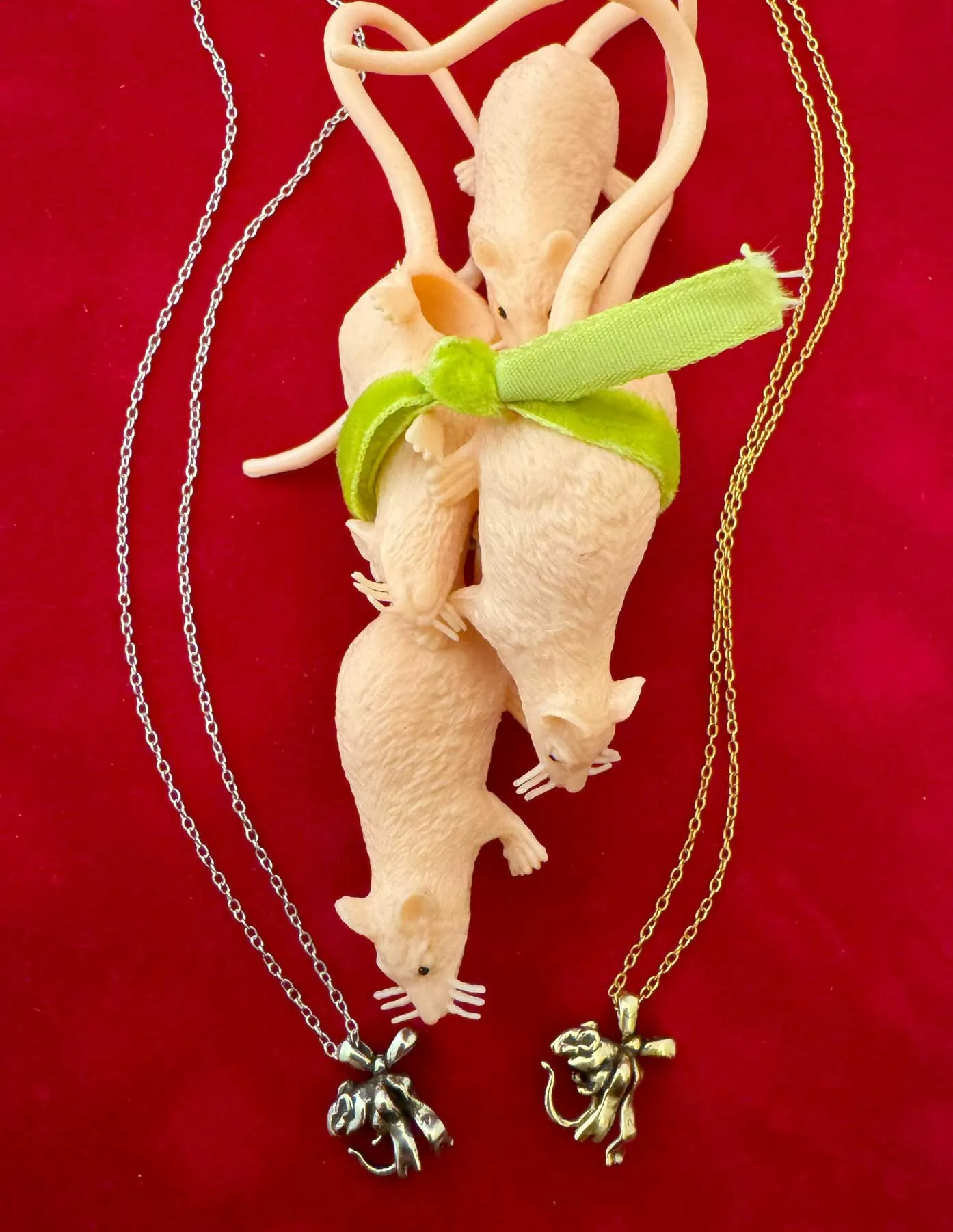 Rat Bow Necklace