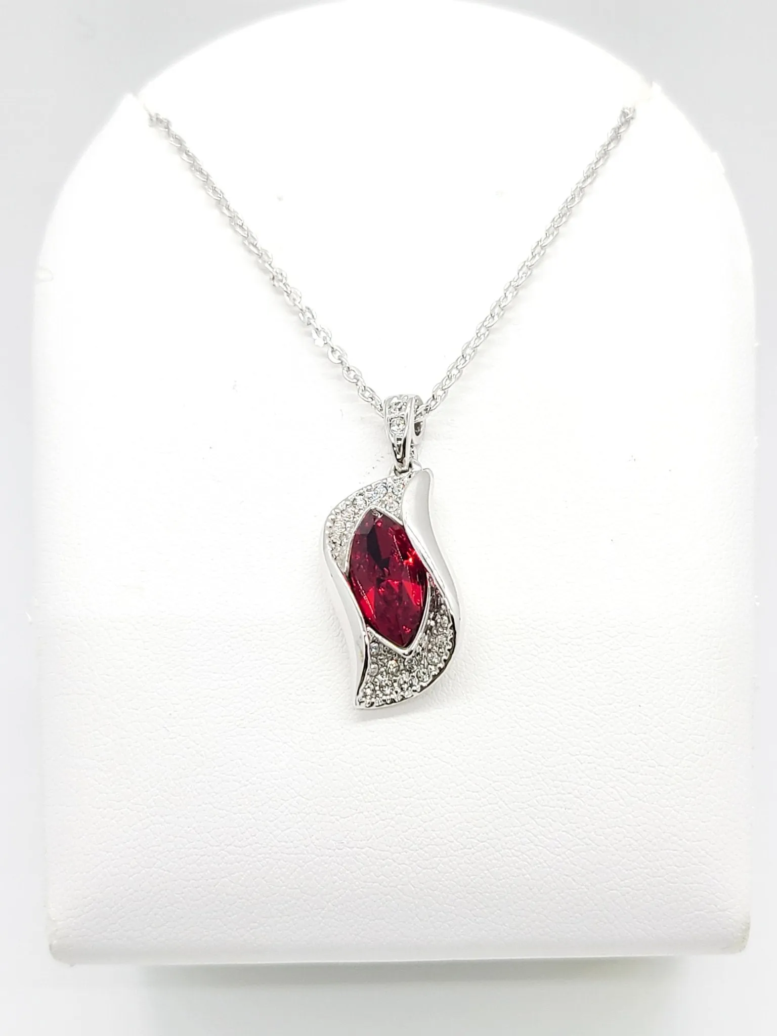 Rushing Red Necklace