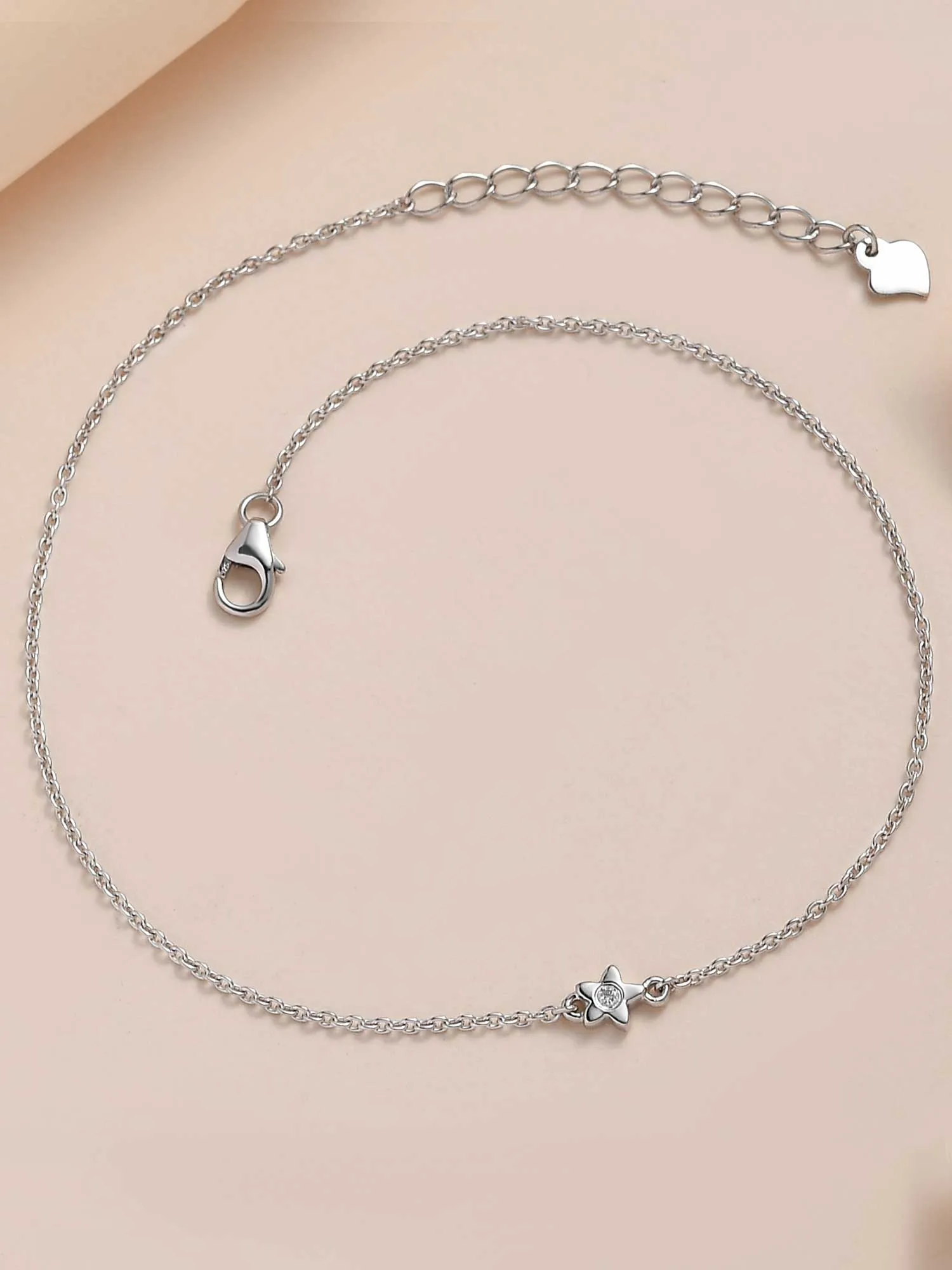 Shreya Flower Design Anklet For Women In Pure Silver