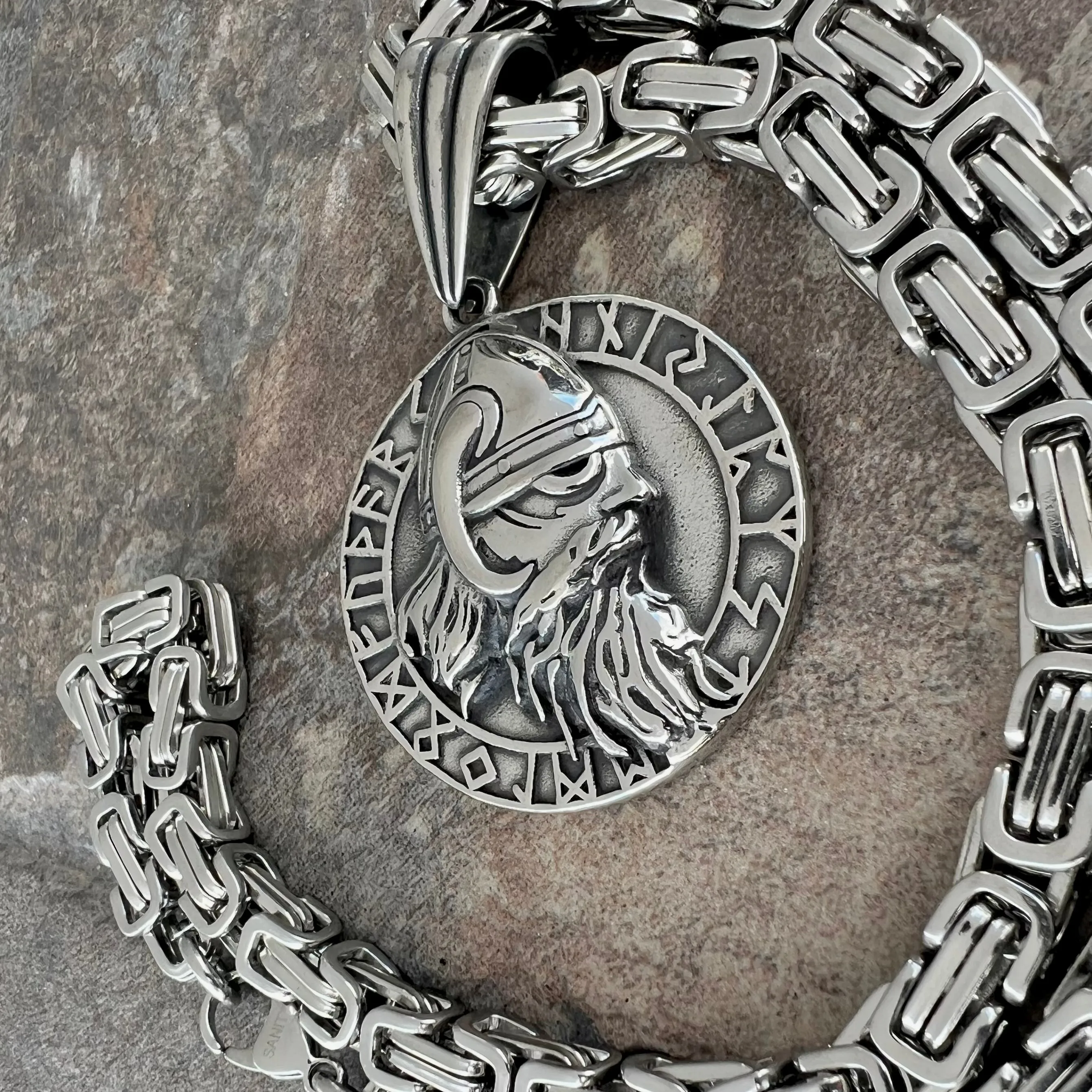 Viking Warrior Pendant - Necklace (725)