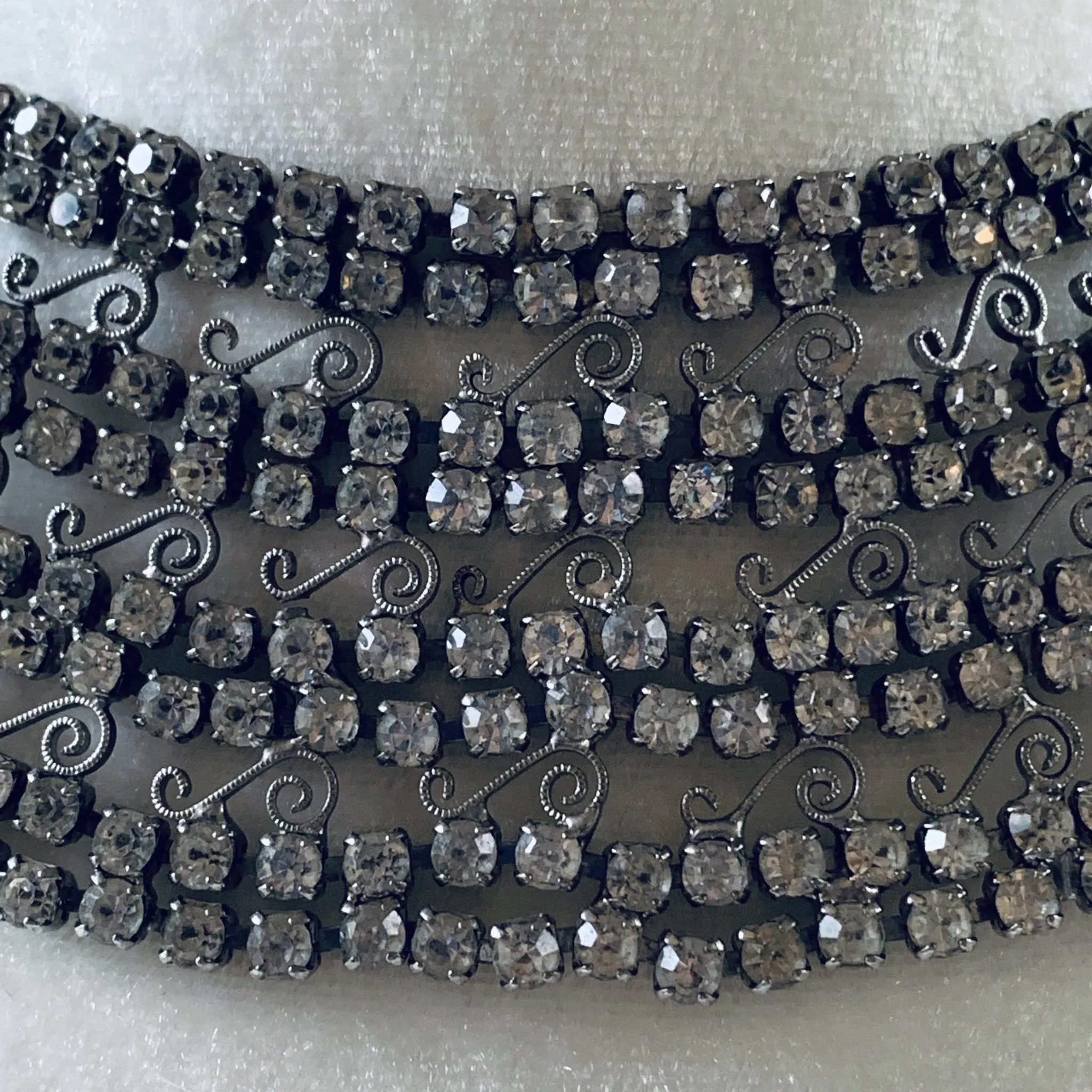 Vintage Rhinestone Collar Choker Necklace with 600 Rhinestones and Lace Filigree. Wedding Jewelry.