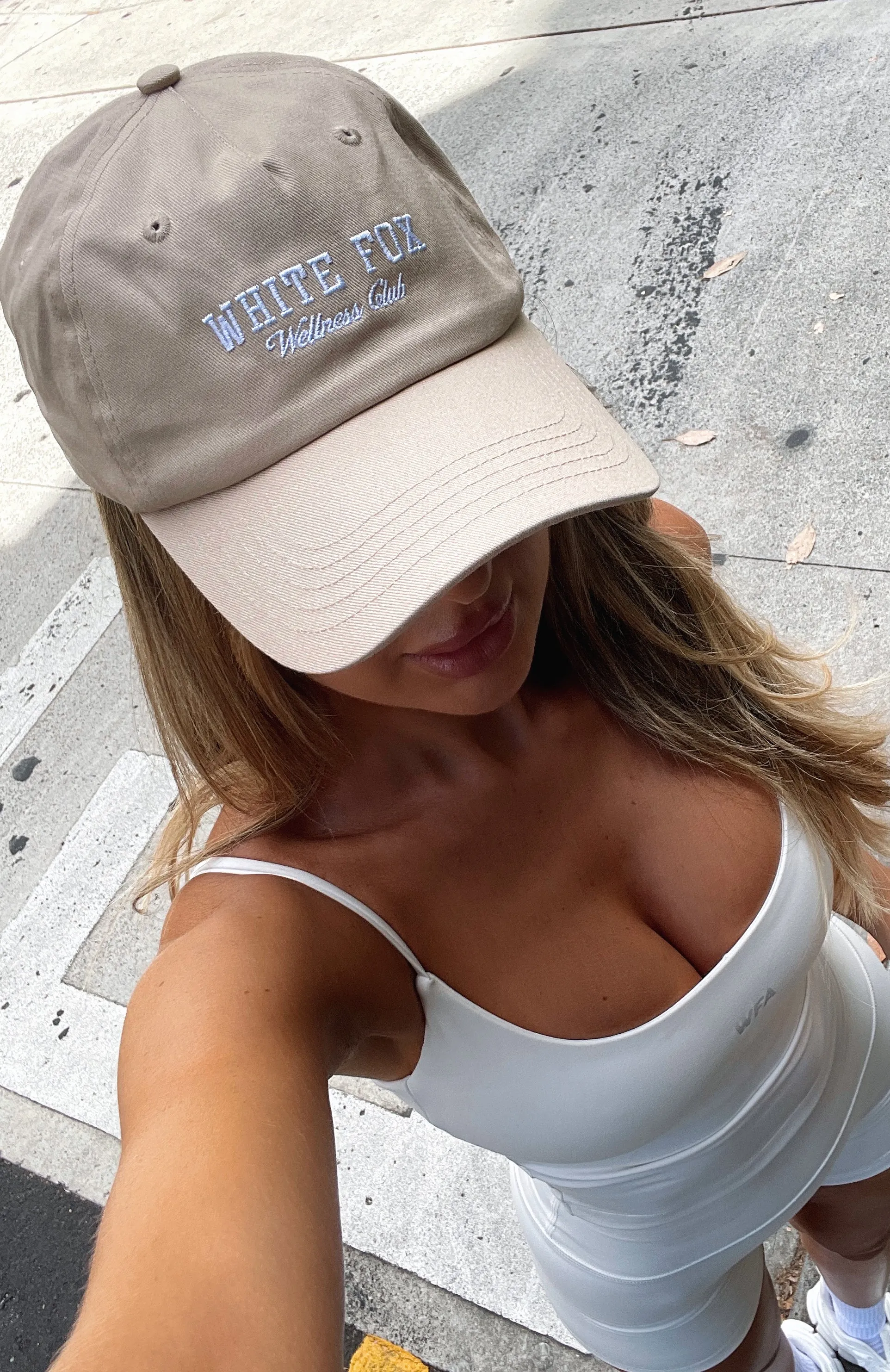 Wellness Club Cap Sand